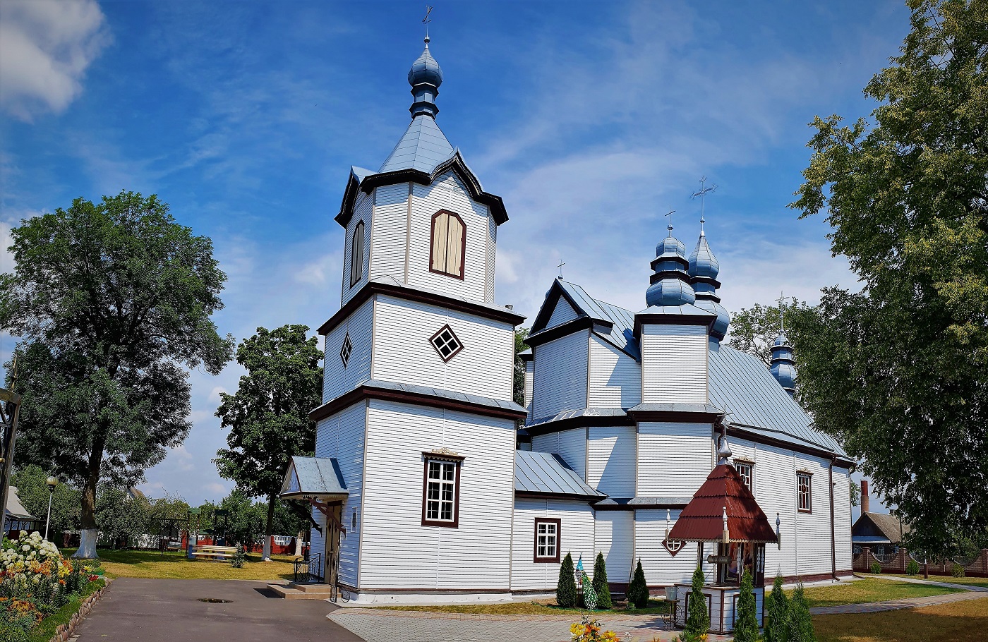 Брестская область. Церковь в Хотислав Малоритского района. Церковь в Олтуш Малоритского района. Деревня Хотислав. Малоритский район Брестской области.